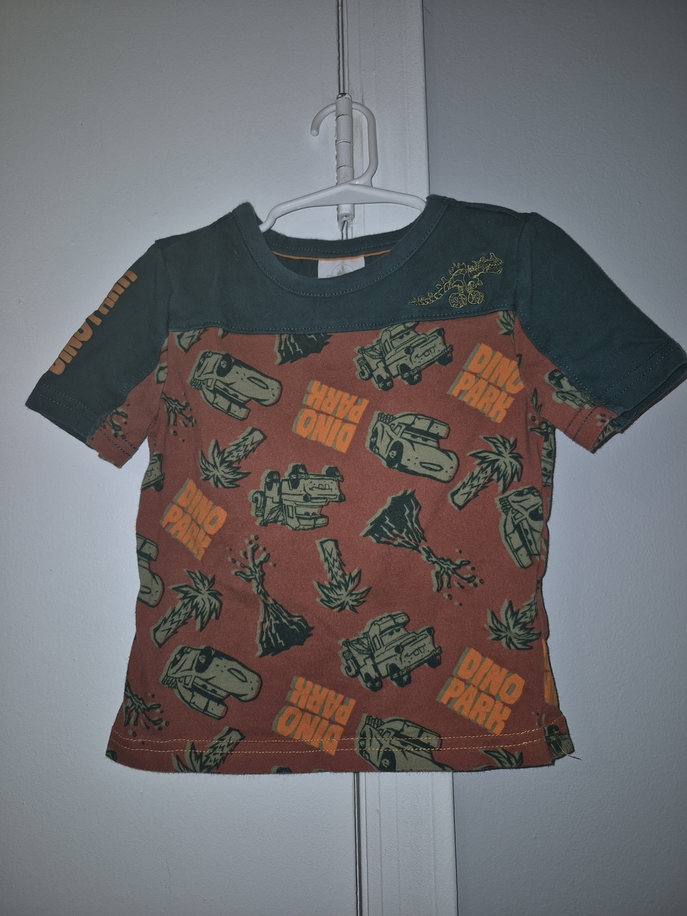 Disney Kids Cars Dino Park Short Sleeve Tee - Rust & Forest Green Size 3T